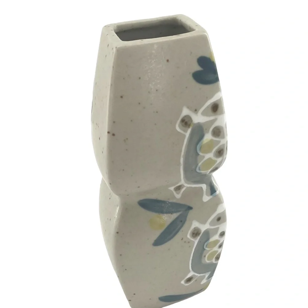 Small Turtle Bud Vase in Stoneware 6